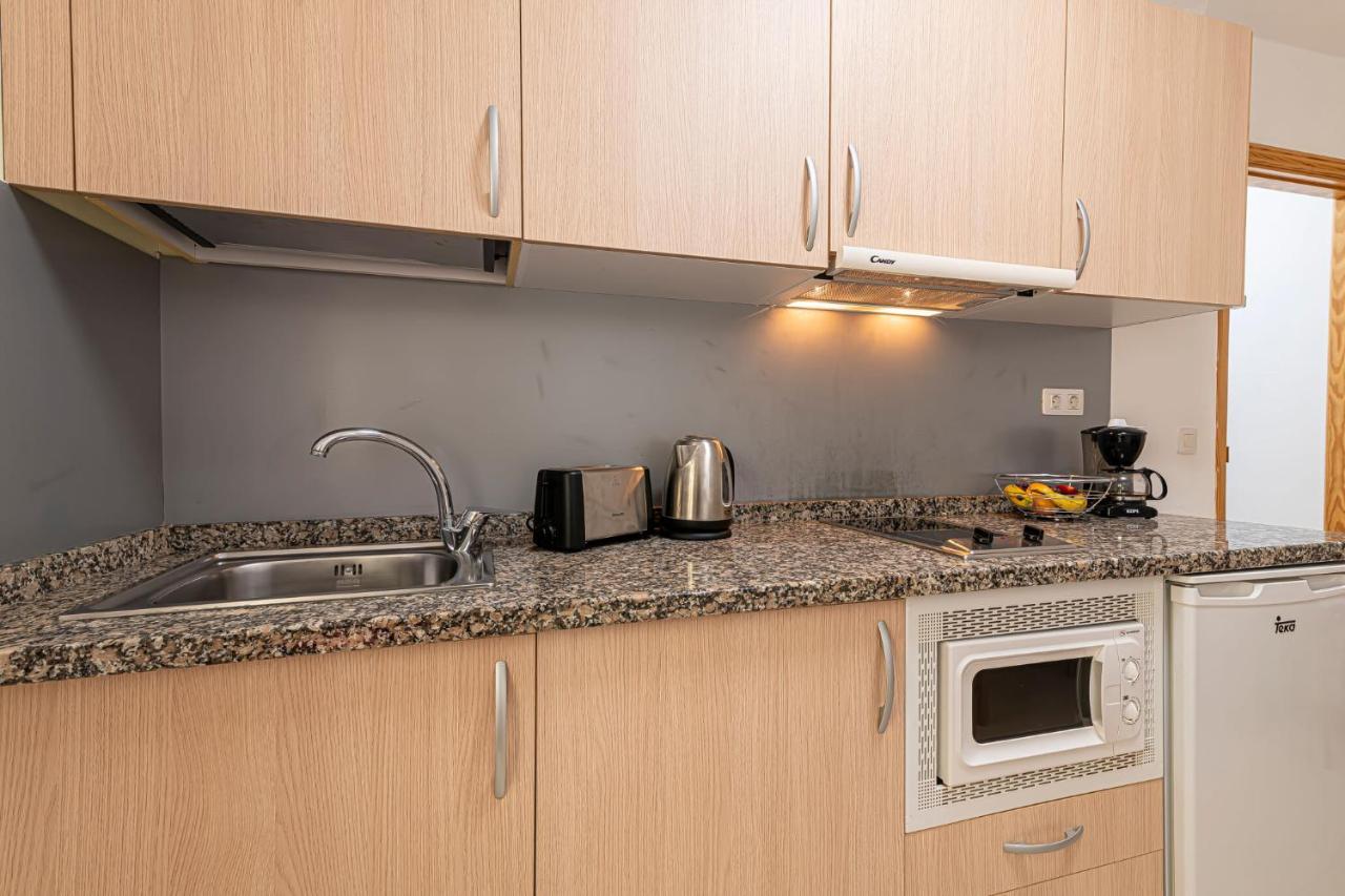 Apartamentos En El Centro De Los Cristianos Arona  Eksteriør billede