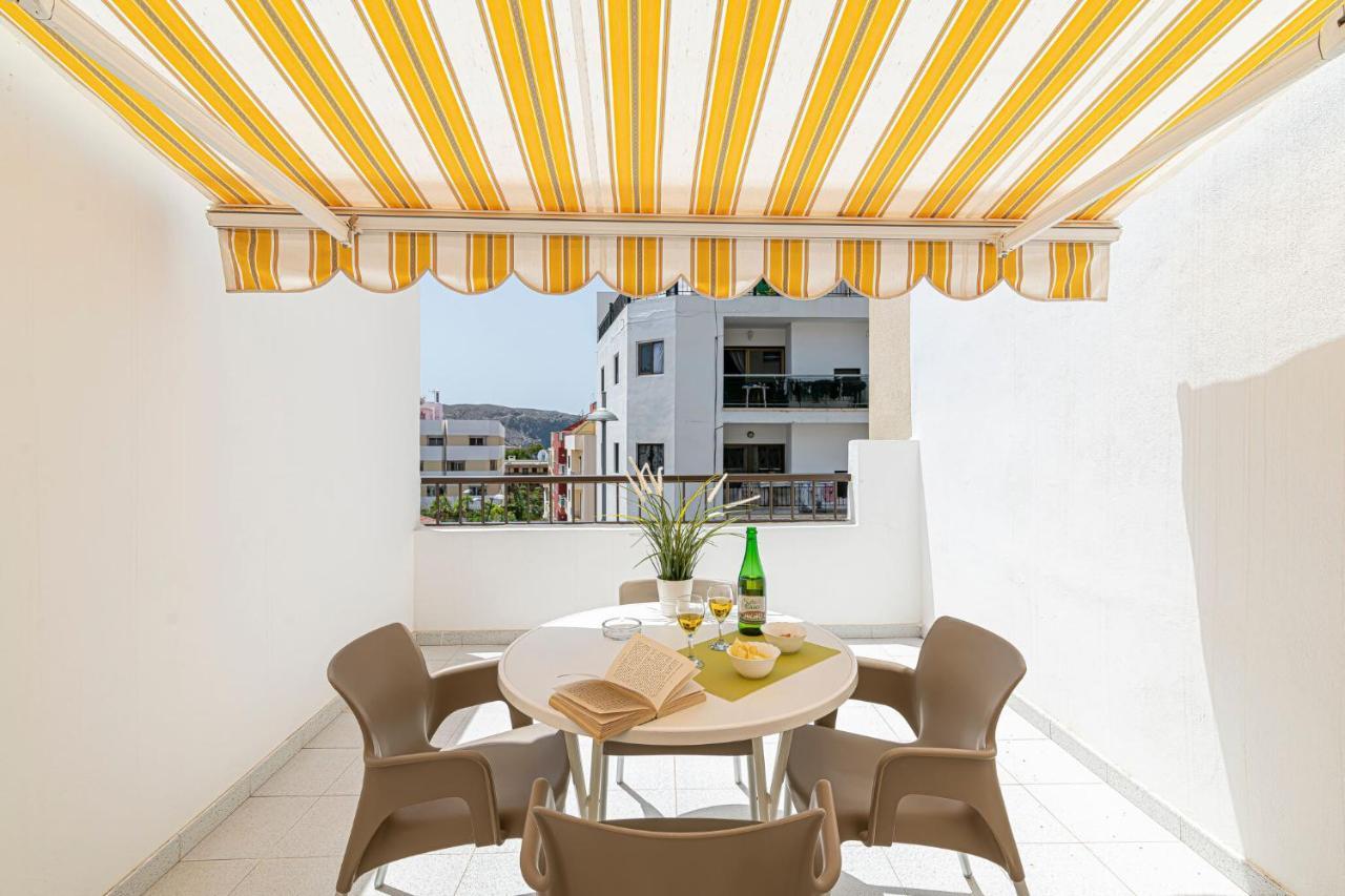 Apartamentos En El Centro De Los Cristianos Arona  Eksteriør billede