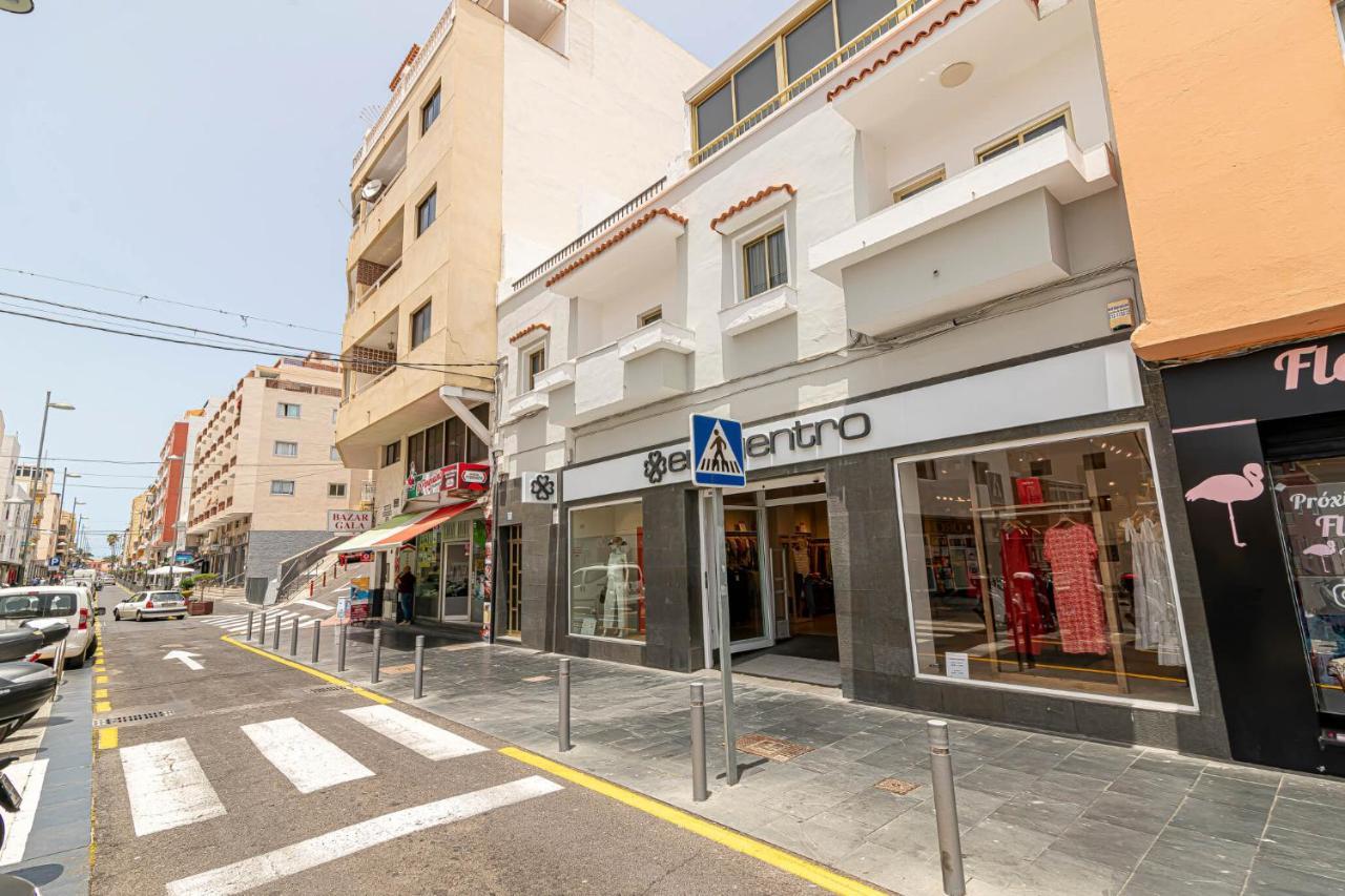 Apartamentos En El Centro De Los Cristianos Arona  Eksteriør billede